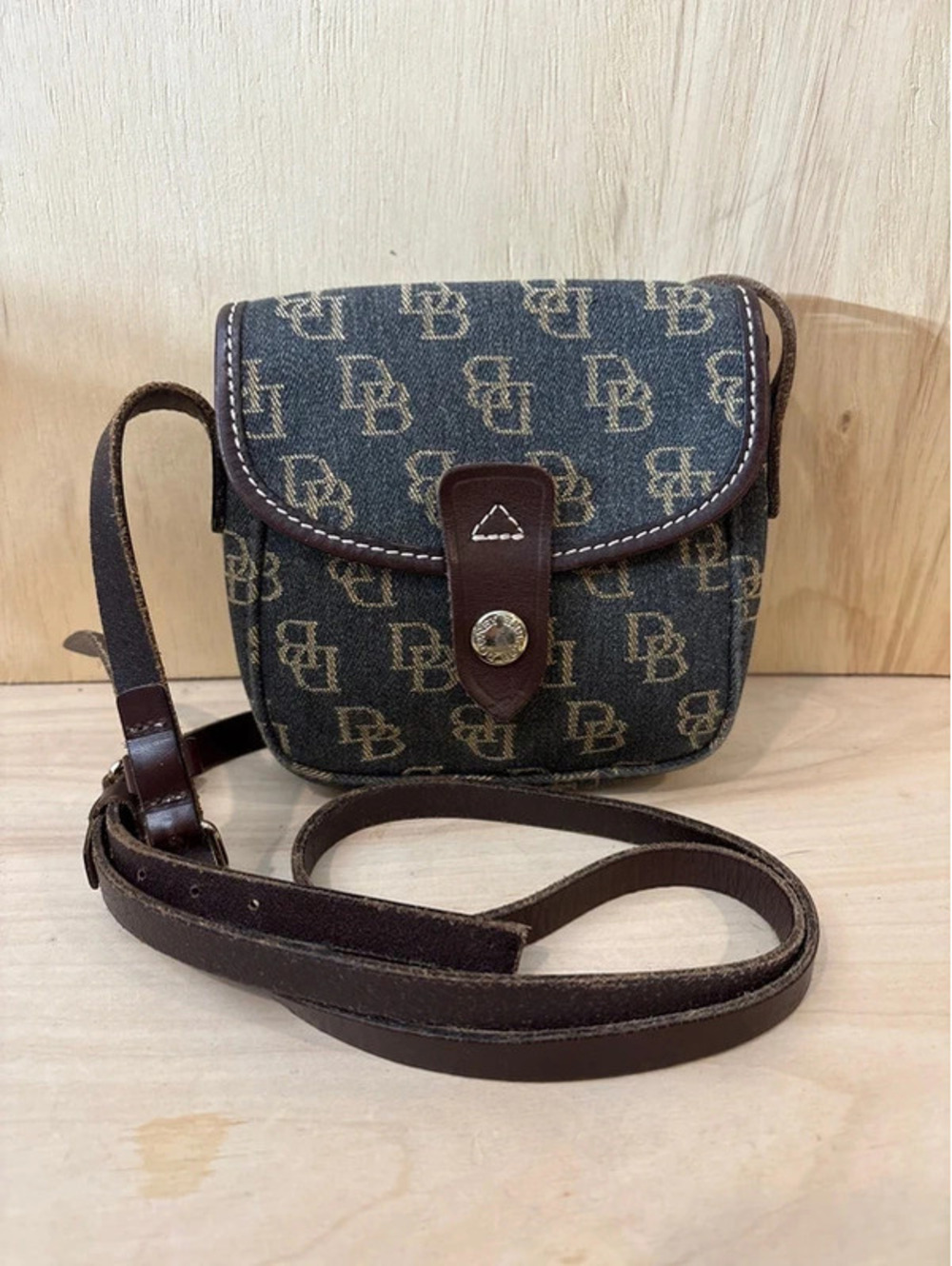VTG Dooney & Bourke Signature Mini Denim Crossbody Bag Monogram Flap Purse Y2K